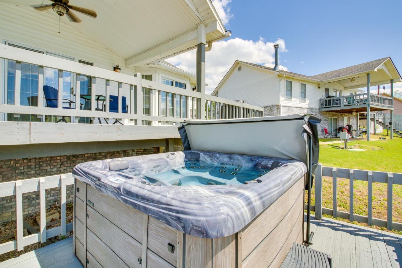 Stunning Hamilton Getaway With Hot Tub! Hot Springs