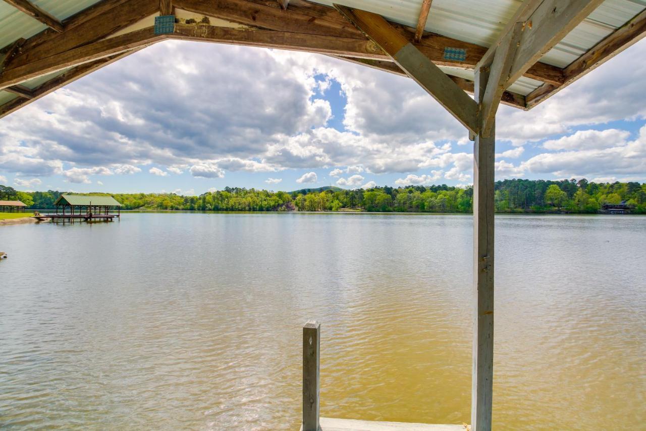 Stunning Hamilton Getaway With Hot Tub! Holiday home *