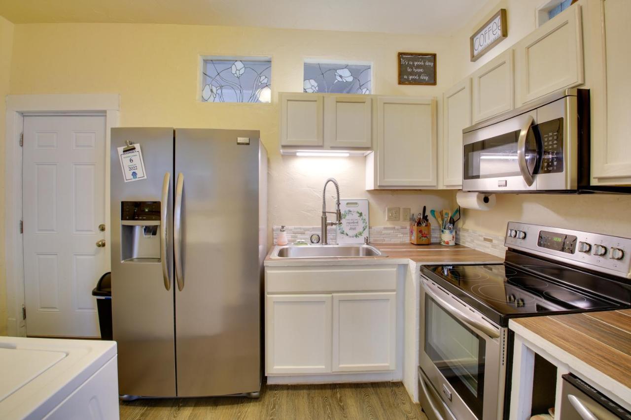 Holiday home Vacation - Close To Downtown!