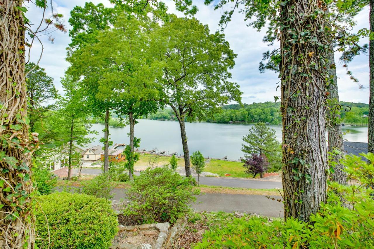 Riverfront With Hot Tub And Deck! *
