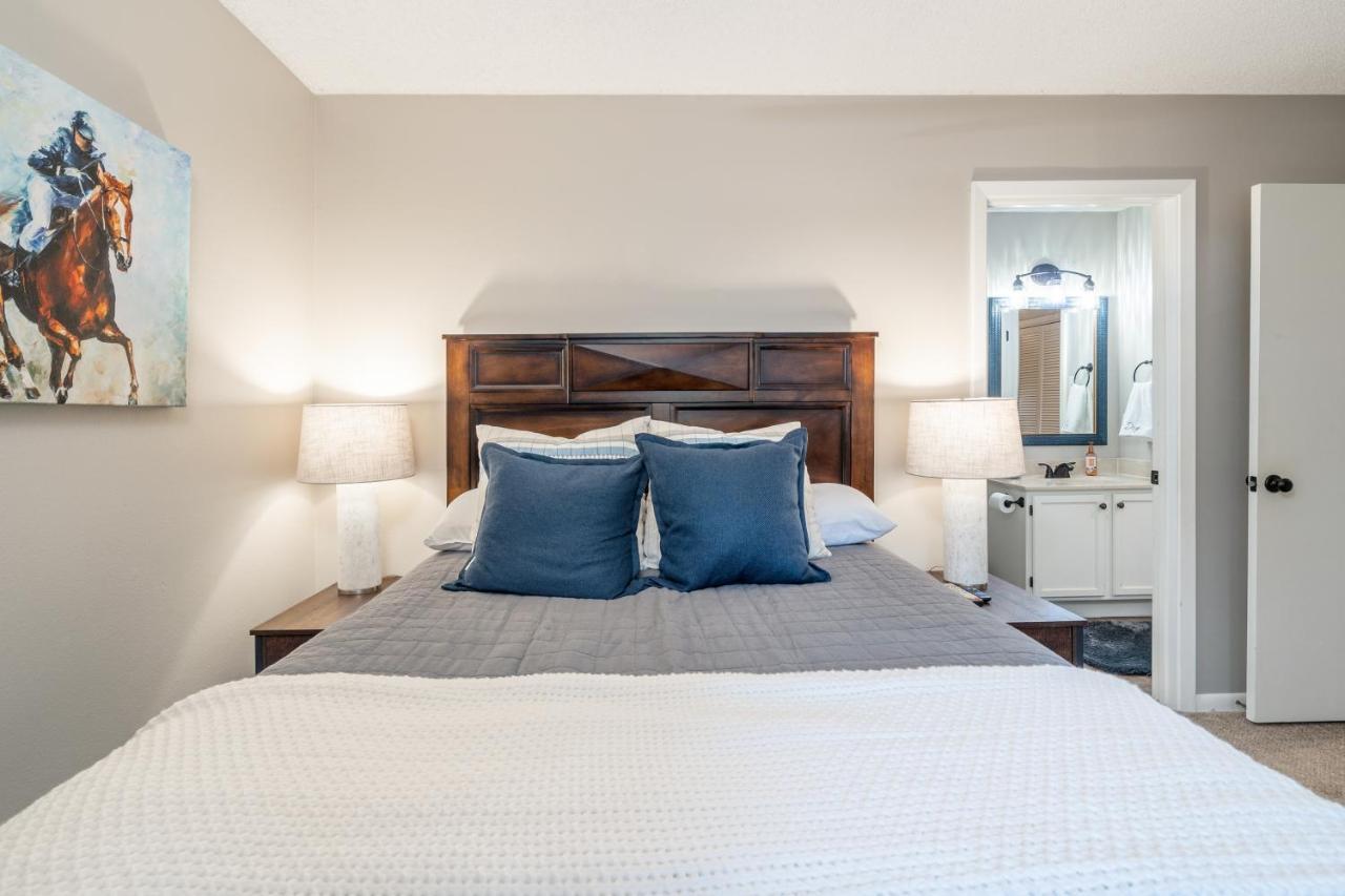 Apartment Enjoy A Serene Getaway And The Thrill Of Horse Racing Hot Springs