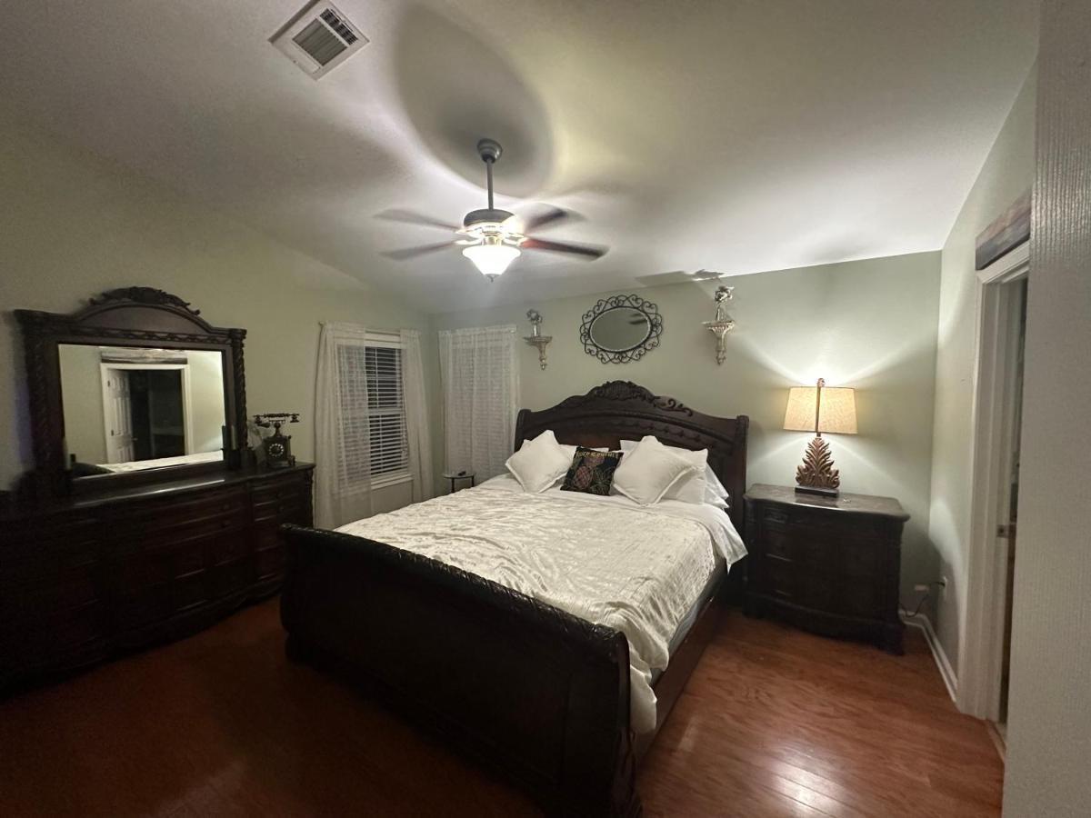 Hamilton's Escape Beautiful 2007 Stucco With 2010 G3 Pontoon Included! * Hot Springs