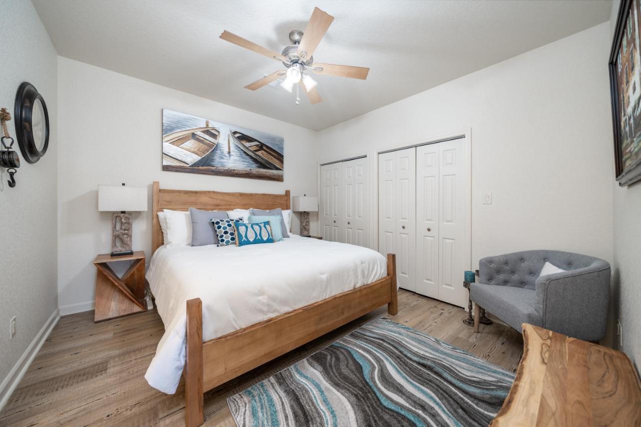 Natalie's Nook, Hideaway Near Downtown Fun! *