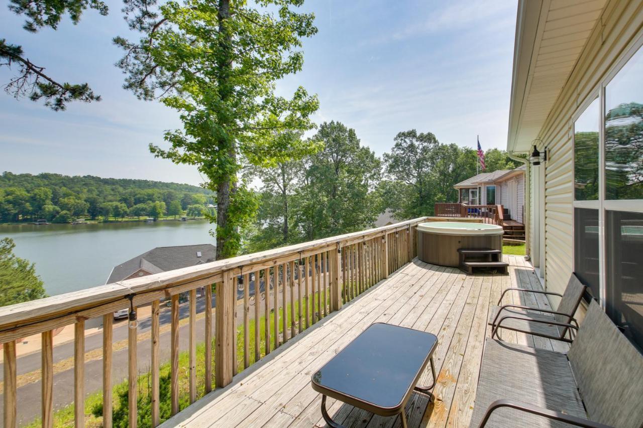 Riverfront With Hot Tub And Deck! Holiday home *