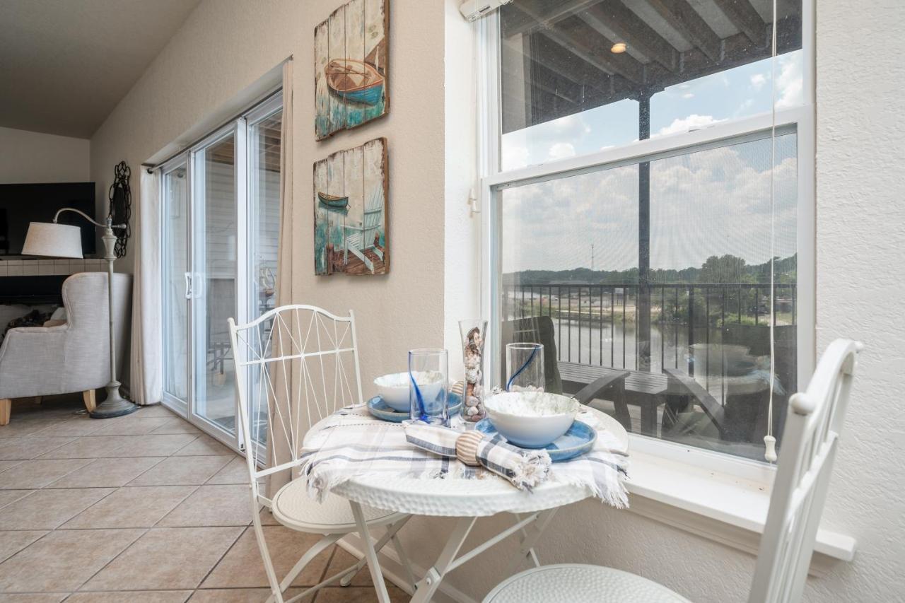 Natalie's Nook, Hideaway Near Downtown Fun! Apartment Hot Springs