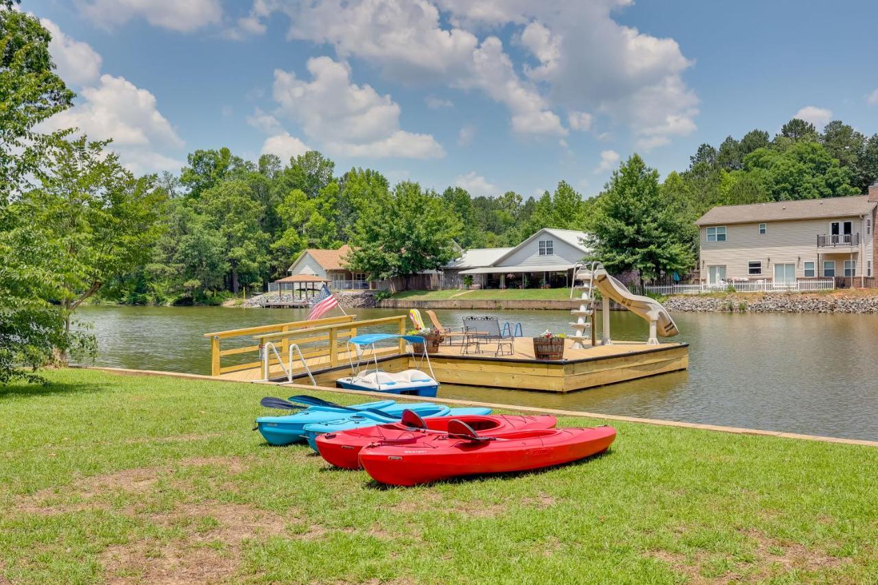 Lakefront With Furnished Deck! Holiday home *