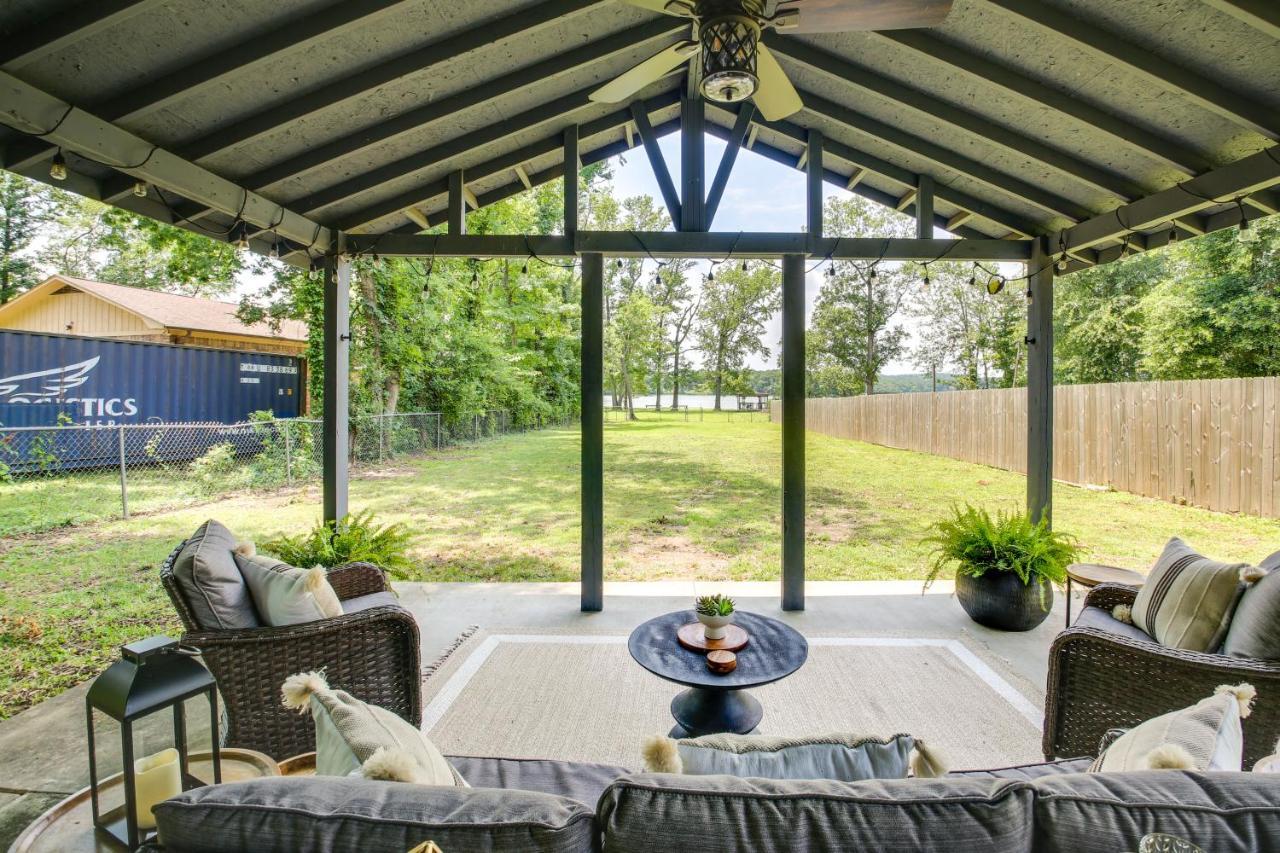Charming Lakefront Oasis In Hot Springs, Arkansas!