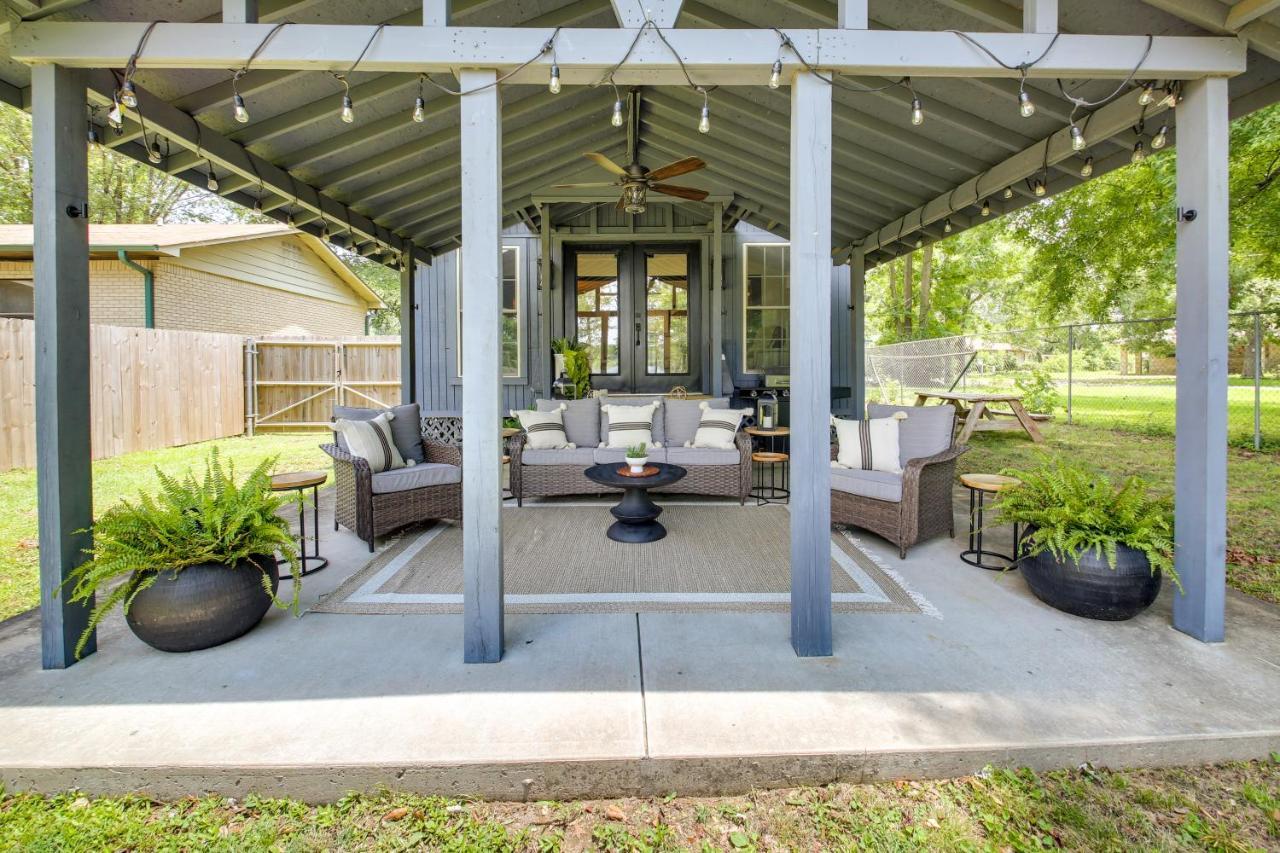 Charming Lakefront Oasis In Hot Springs, Arkansas! Holiday home