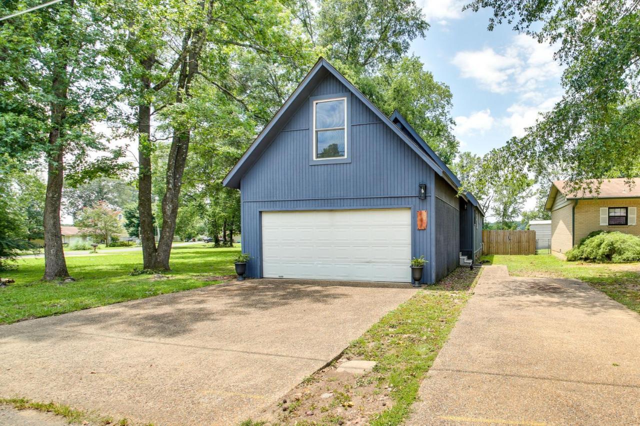 Charming Lakefront Oasis In Hot Springs, Arkansas! Holiday home *