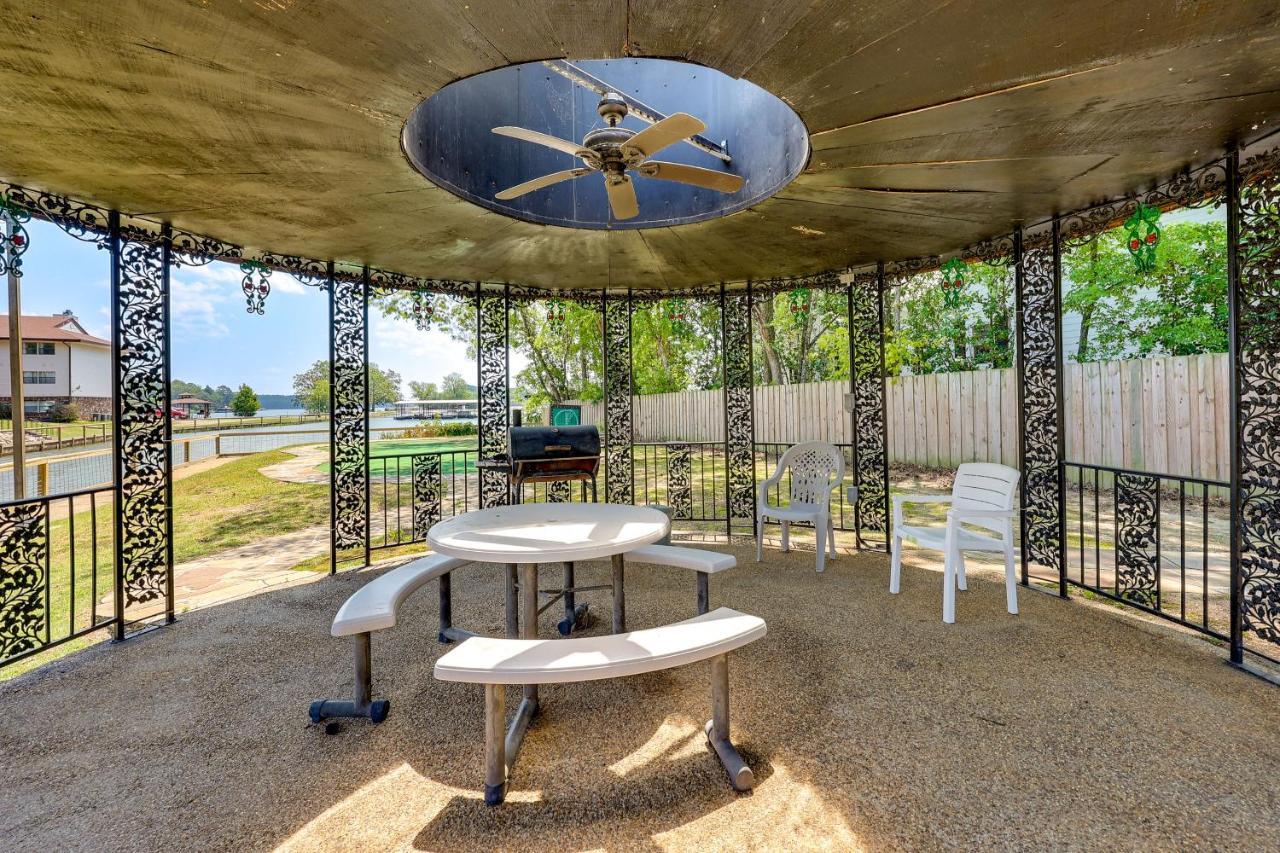 On Hamilton With Boat Slip! Apartment *