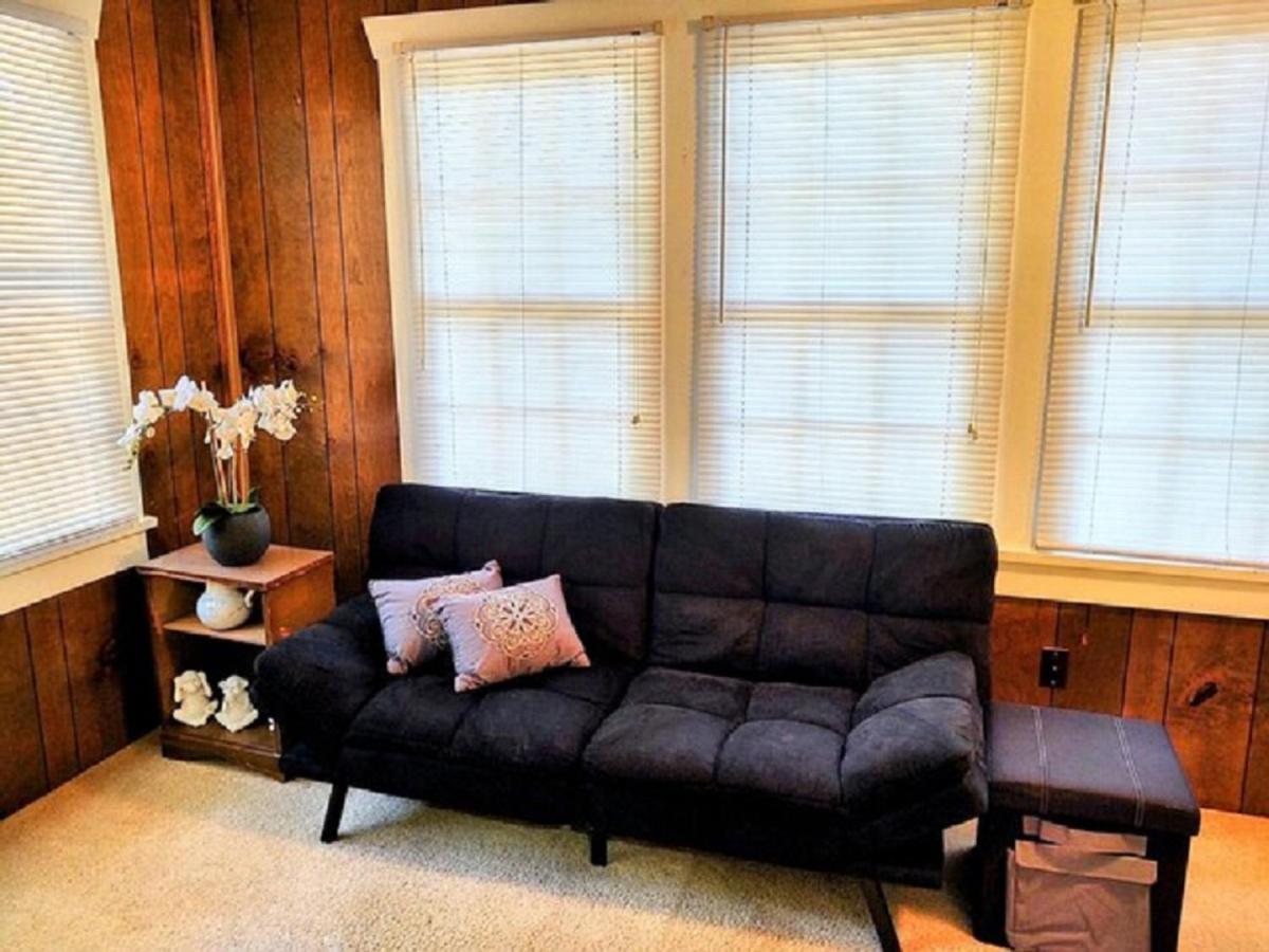 #10-amazing Three Bedroom House-pet Friendly Holiday home