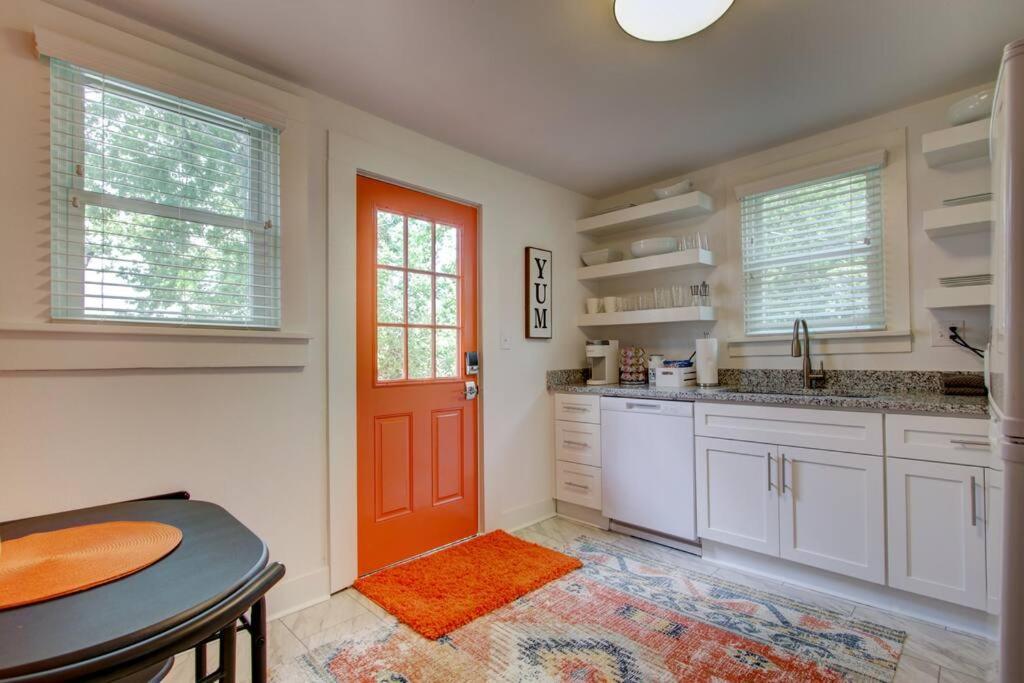 Tangerine Bungalow Downtown Hot Springs
