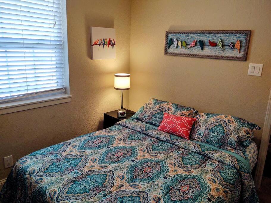 Spacious Lakeside Country Getaway! * Hot Springs