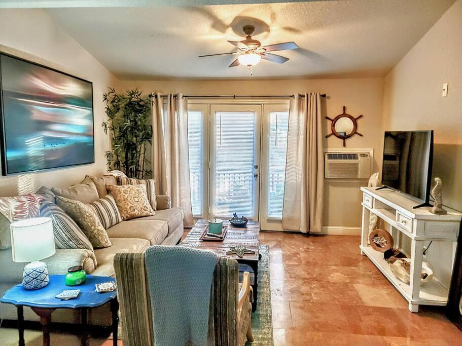 Escape To Clearwater - Couples Or Families Apartment