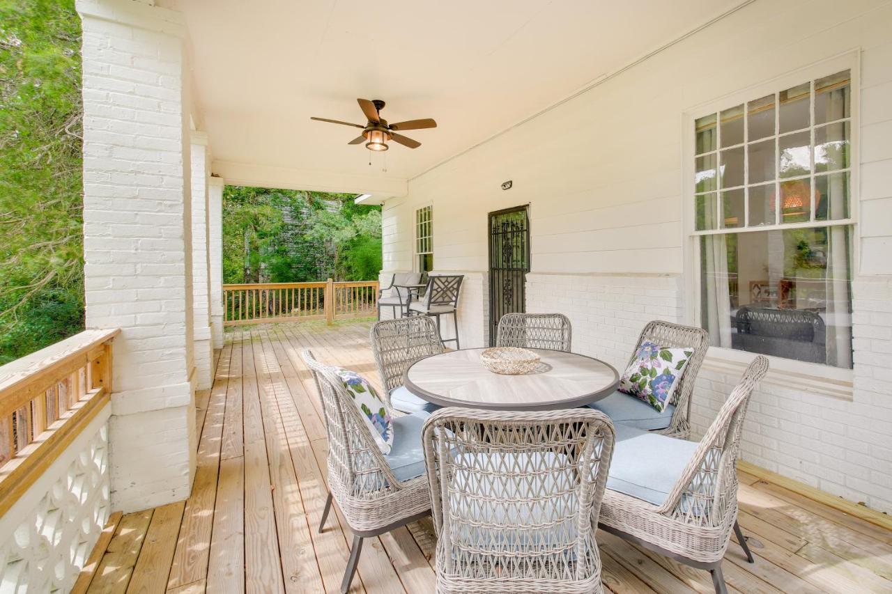 Chic Vacation Rental, Walk To Town!
