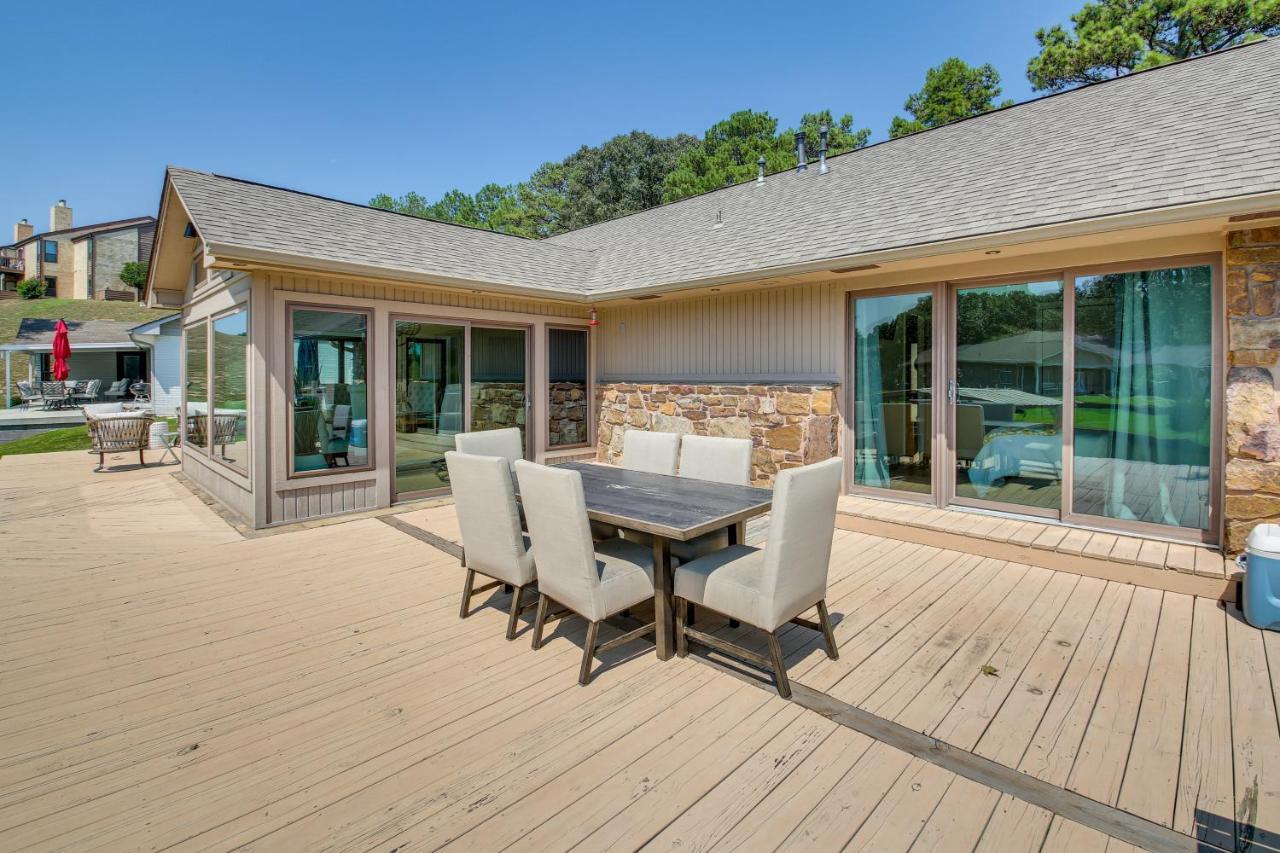 Holiday home Peaceful Deck With Water Views! Hot Springs
