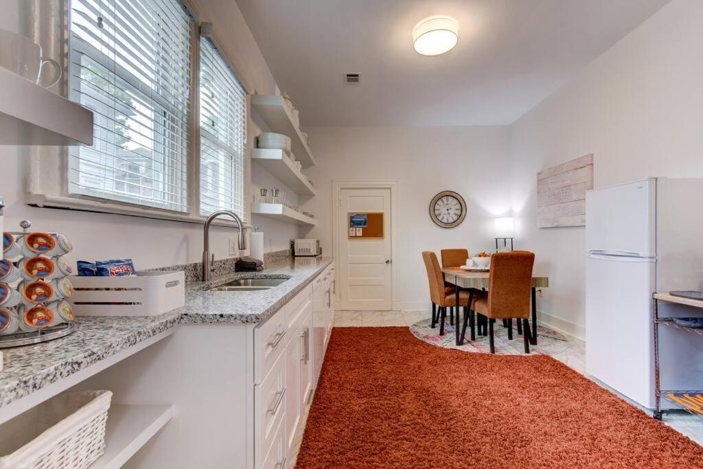 Clementine Bungalow Downtown Hot Springs