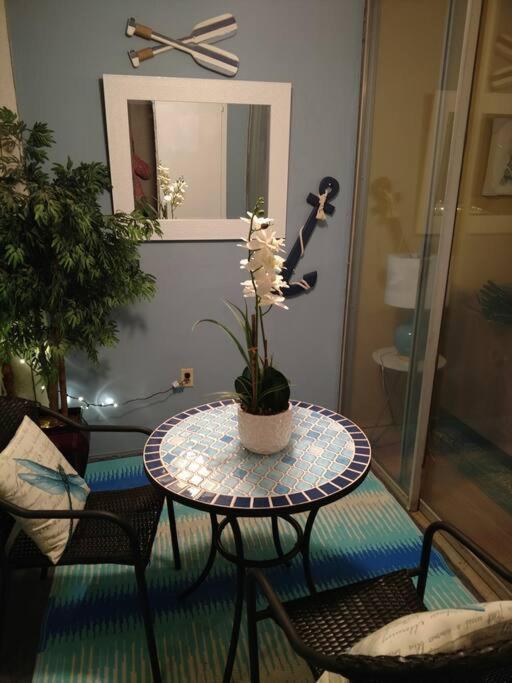 Perfect Couples Retreat - Close To Amenities Hot Springs