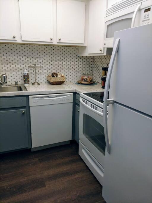 Perfect Couples Retreat - Close To Amenities
