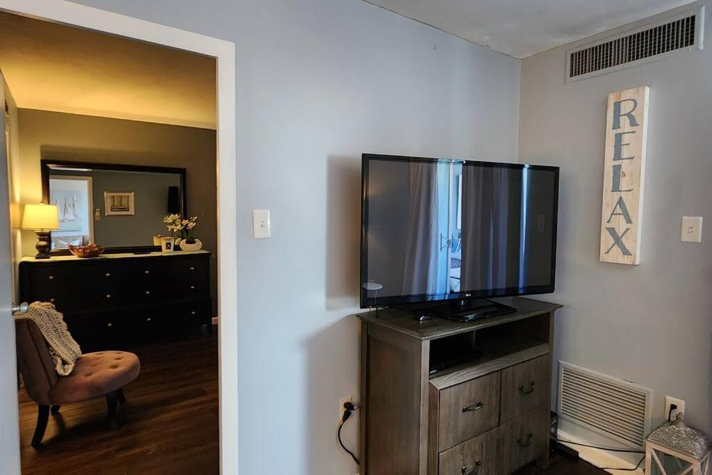 Perfect Couples Retreat - Close To Amenities *