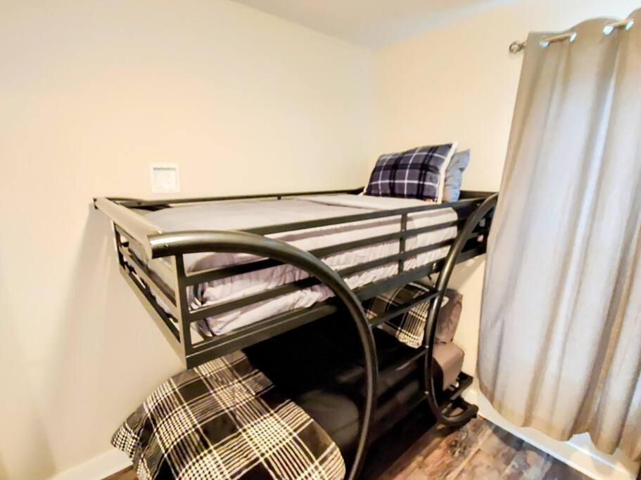 Duplex Lakeview A - 10 Minutes To Oaklawn Racing & Gaming Hot Springs