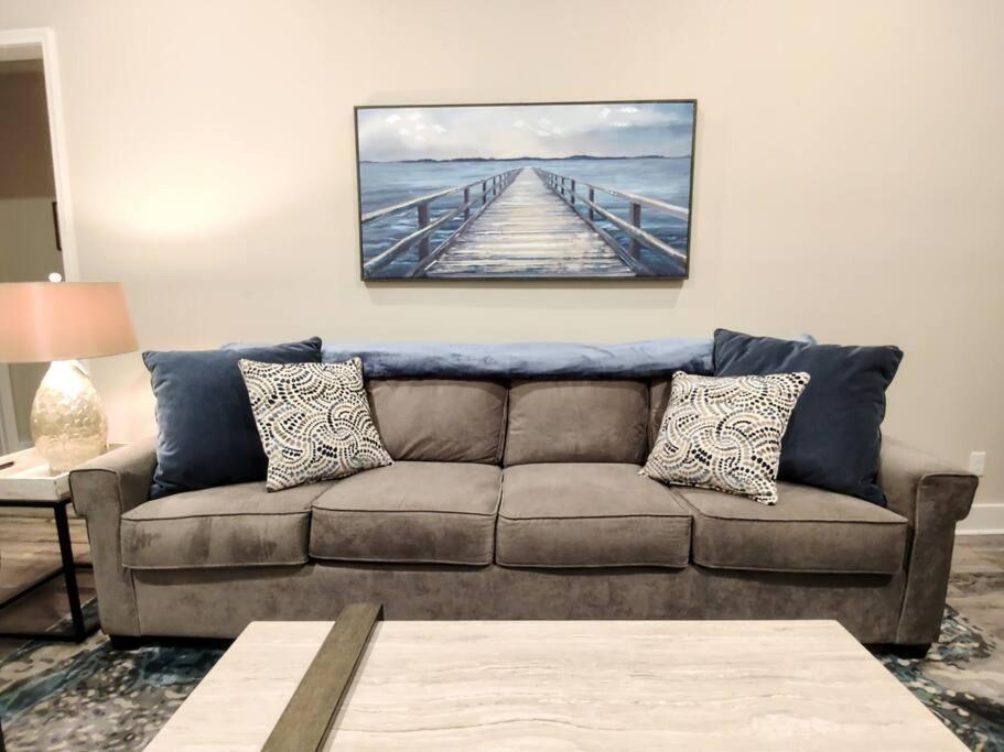 Lakeview B - 10 Minutes To Oaklawn Racing & Gaming Holiday home *