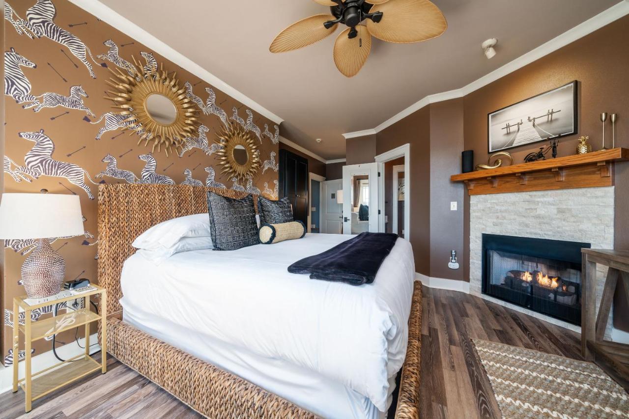Lookout Point Lakeside Hotel 4*