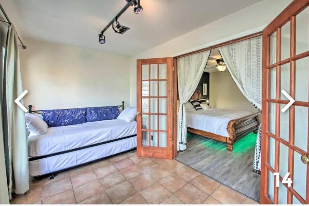 Holiday home Lakepointe Town Close To Track And Lake *