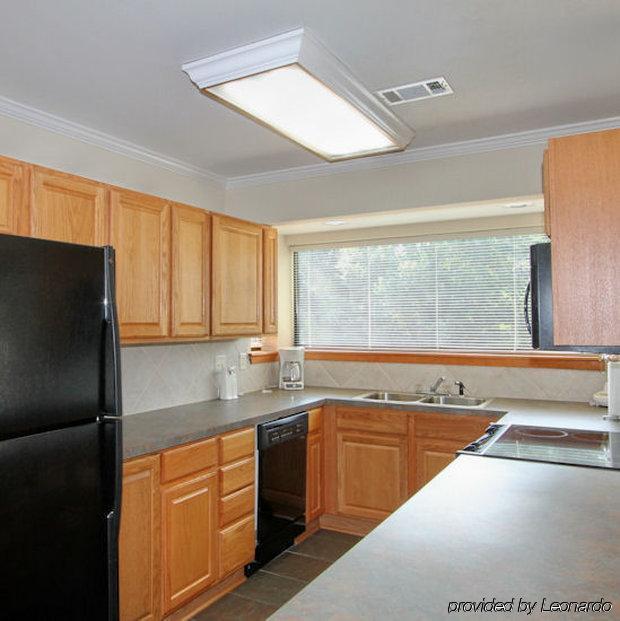 Emerald Isle Apartment Hot Springs