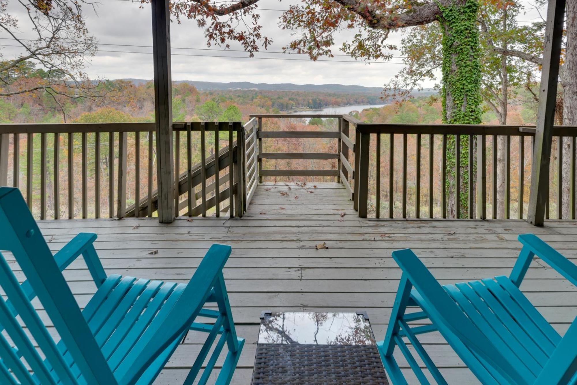 With Views, Hot Tub And Golf Access Holiday home