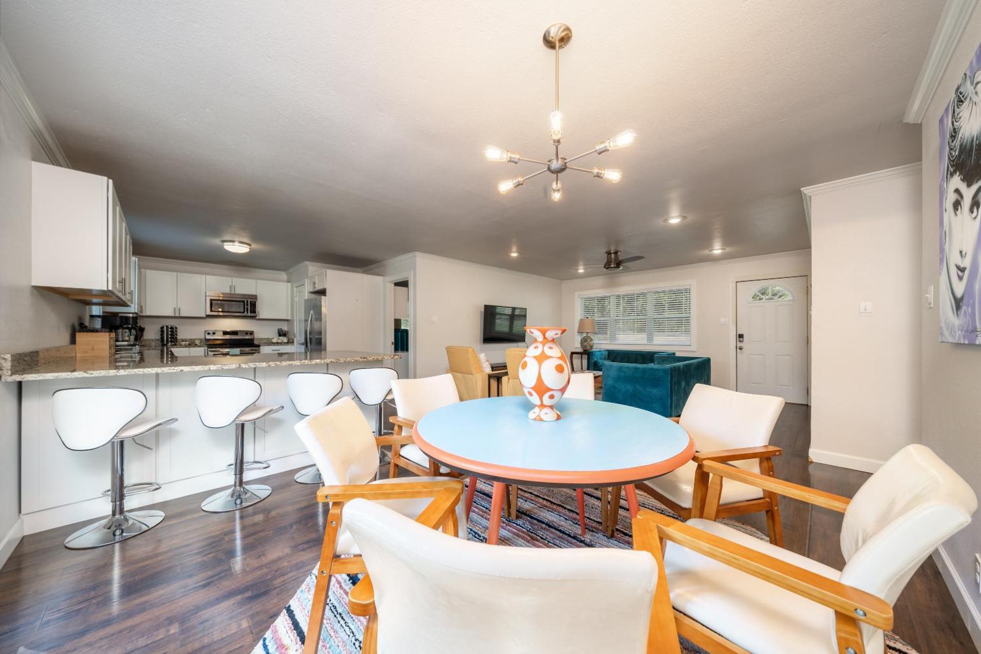 Miya's Happy Circle- Family Friendly Escape By Fun Holiday home