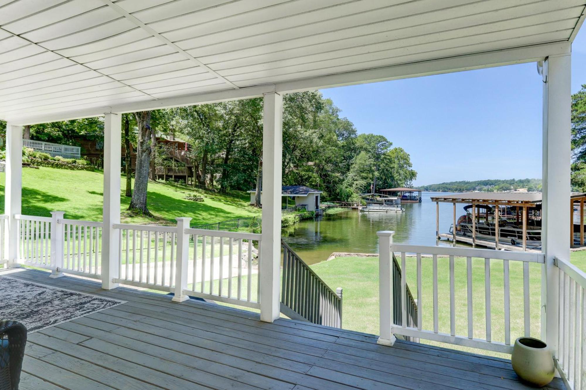 Getaway With Boat Ramp On Hamilton Holiday home Hot Springs