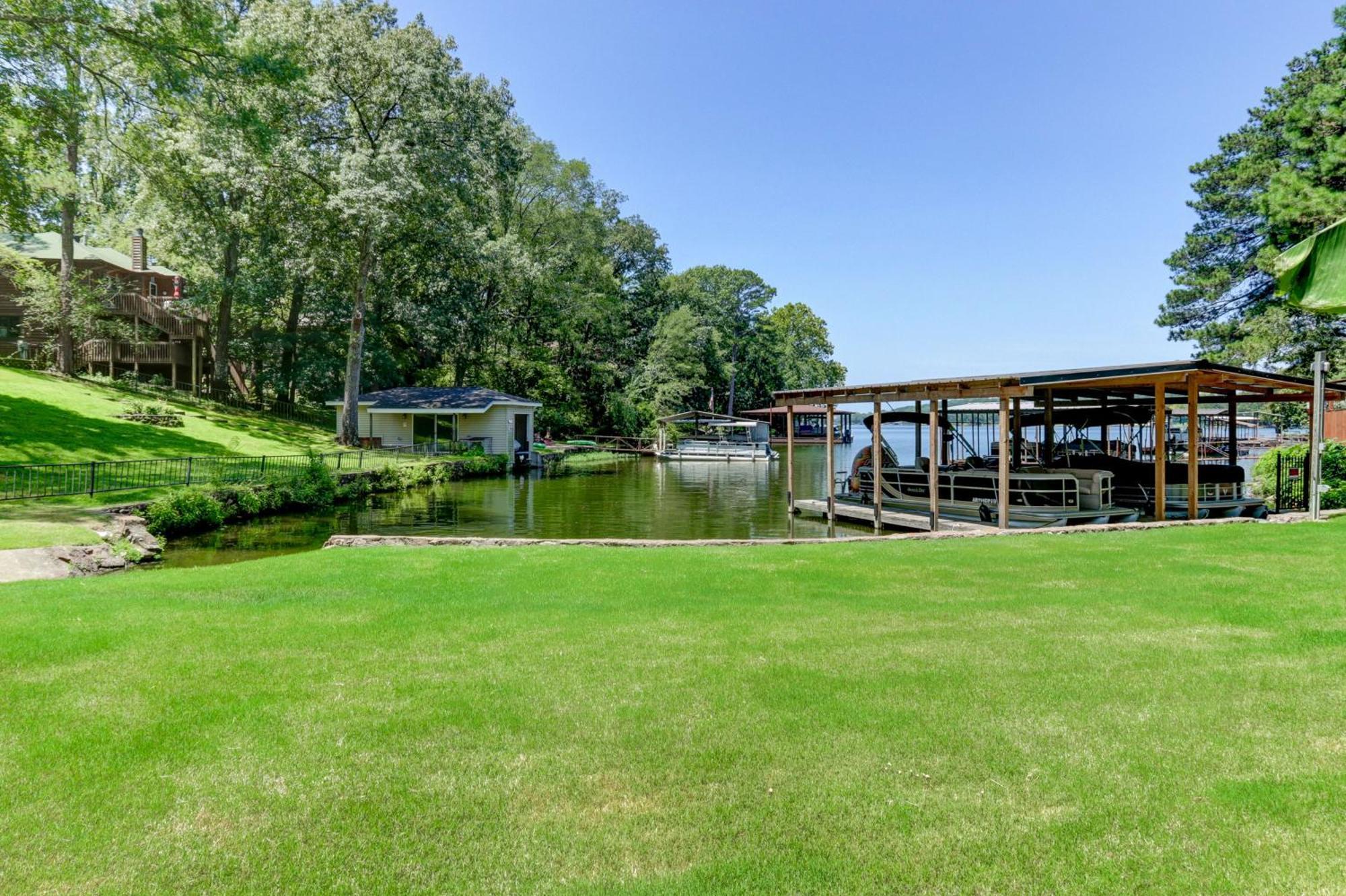 Getaway With Boat Ramp On Hamilton Hot Springs