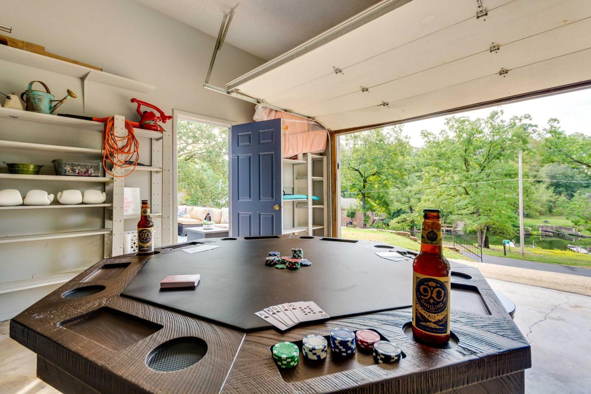Casa de férias Waterfront Gem Patio And Game Room! *