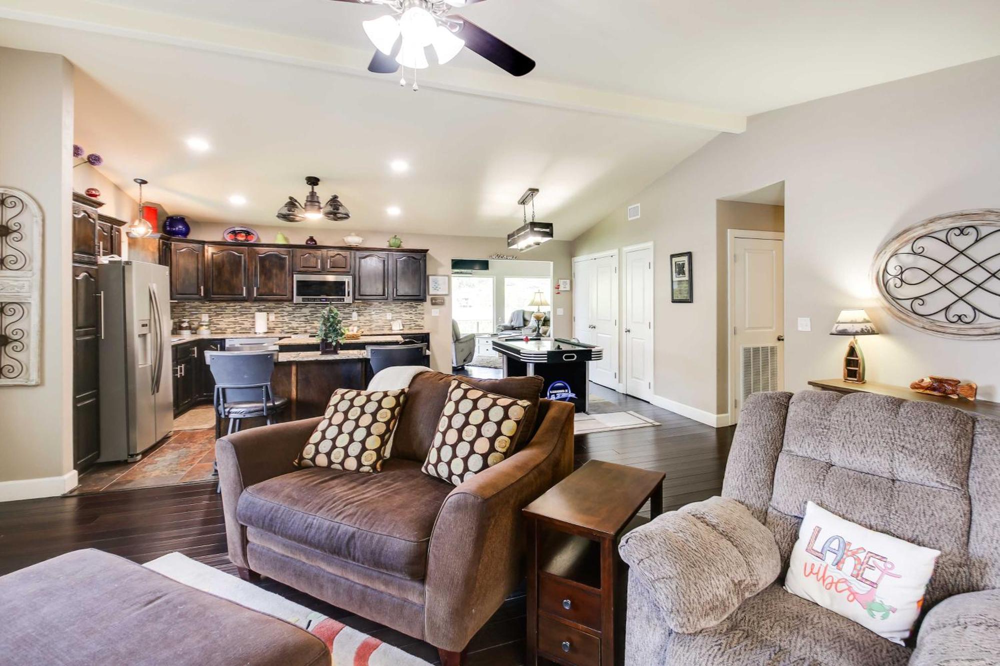 Lakefront Haven Near Oaklawn And Casino Resort! *