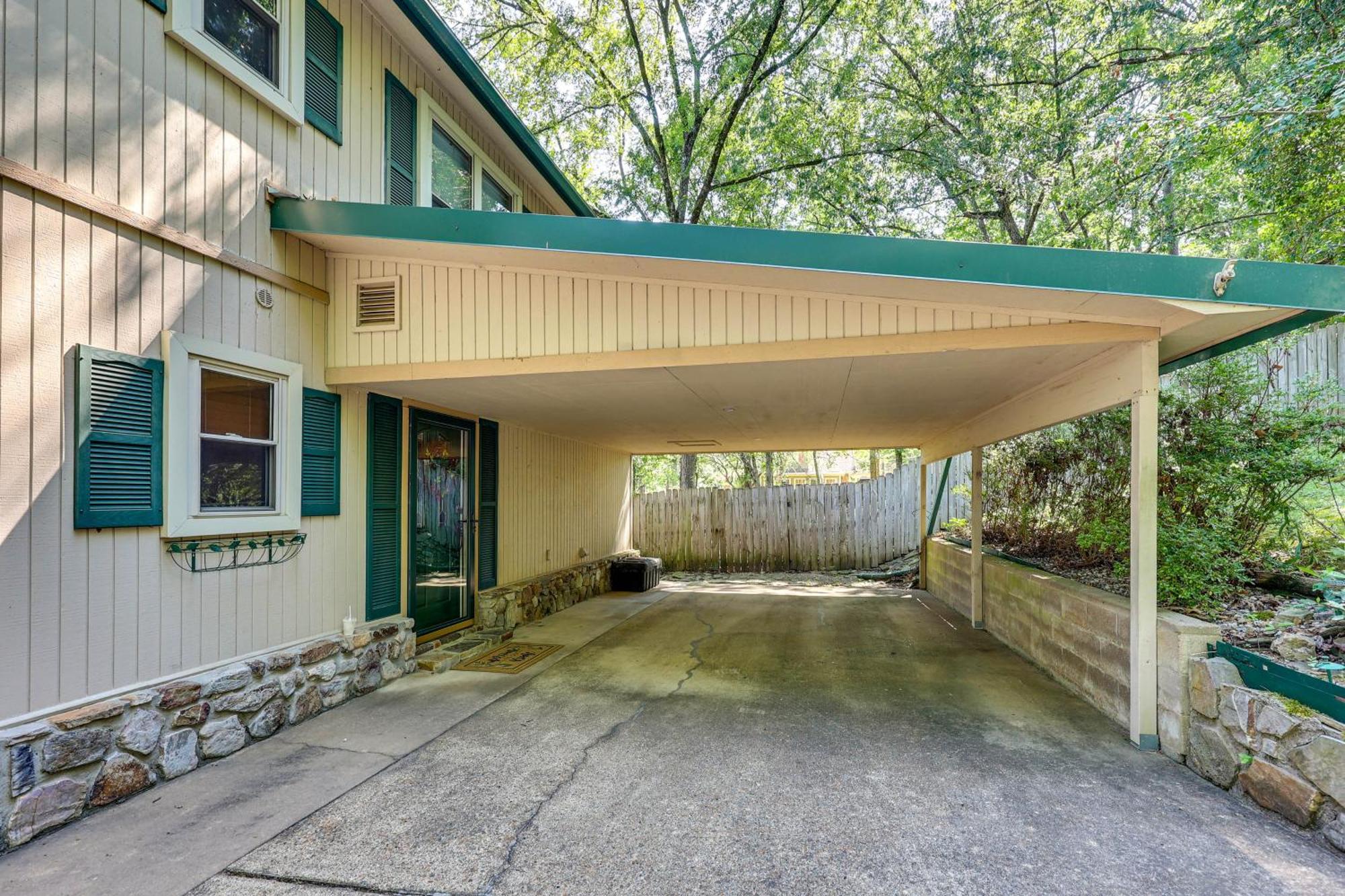 Serene Hamilton Hideaway With Private Dock Holiday home *