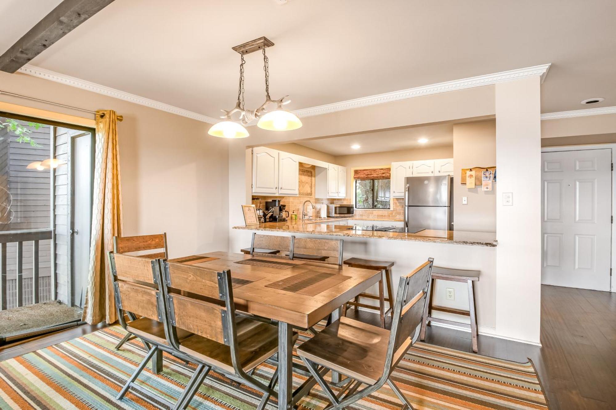 The Dogwood Apartment Hot Springs