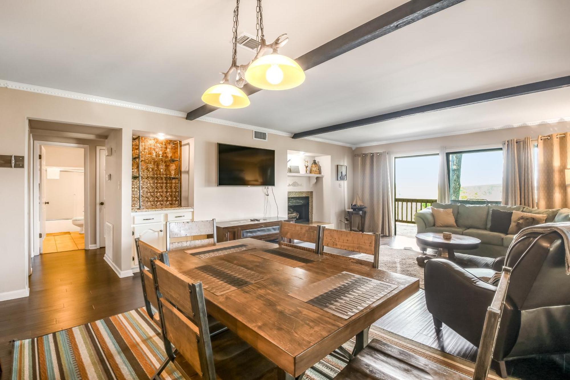 The Dogwood Apartment Hot Springs
