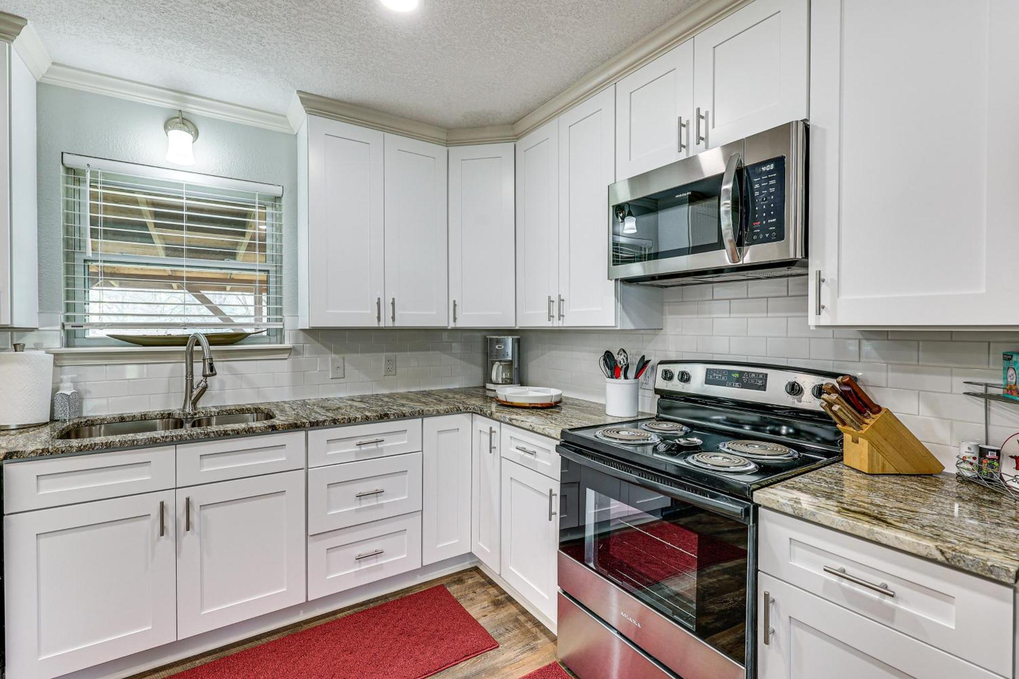 Charming Near Hamilton! Holiday home *