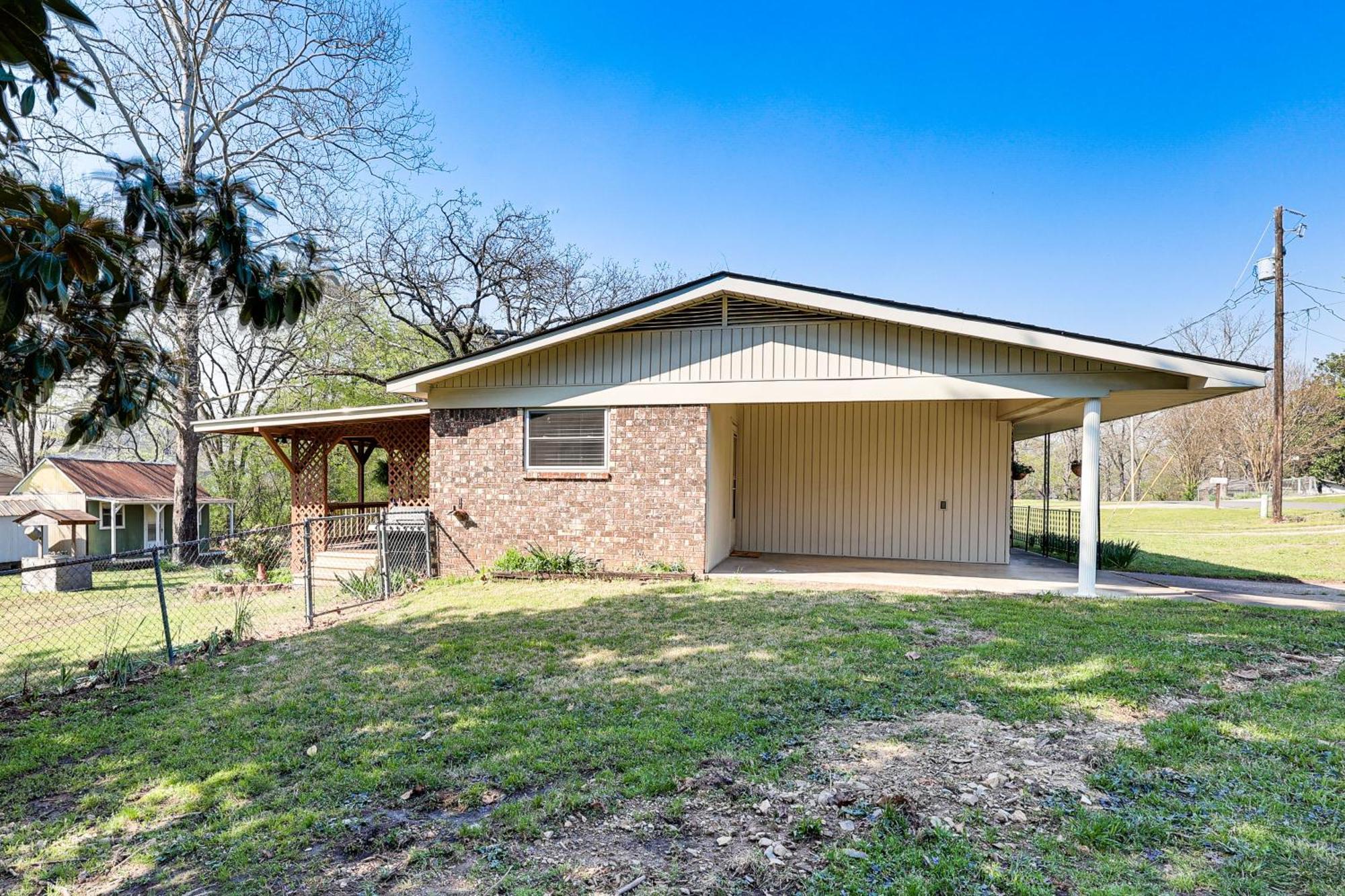 Charming Near Hamilton! Holiday home Hot Springs