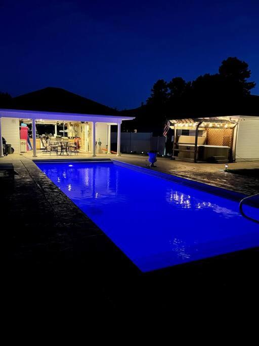 Spectacular Backyard Oasis Awaiting * Hot Springs