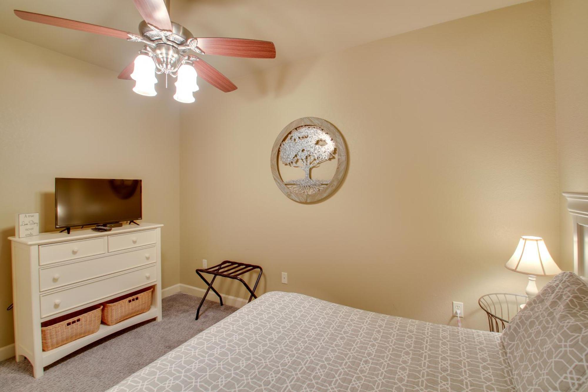 On Hamilton With Pool Access Apartment *