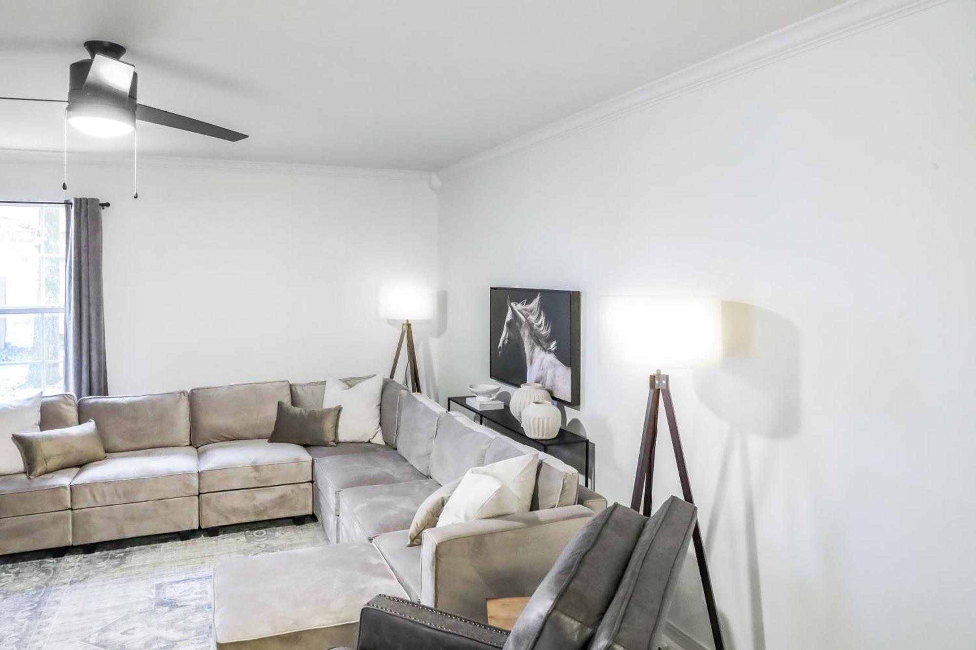 Hamilton Carriage House 5br; 3.5ba Sleeps 17! * Hot Springs
