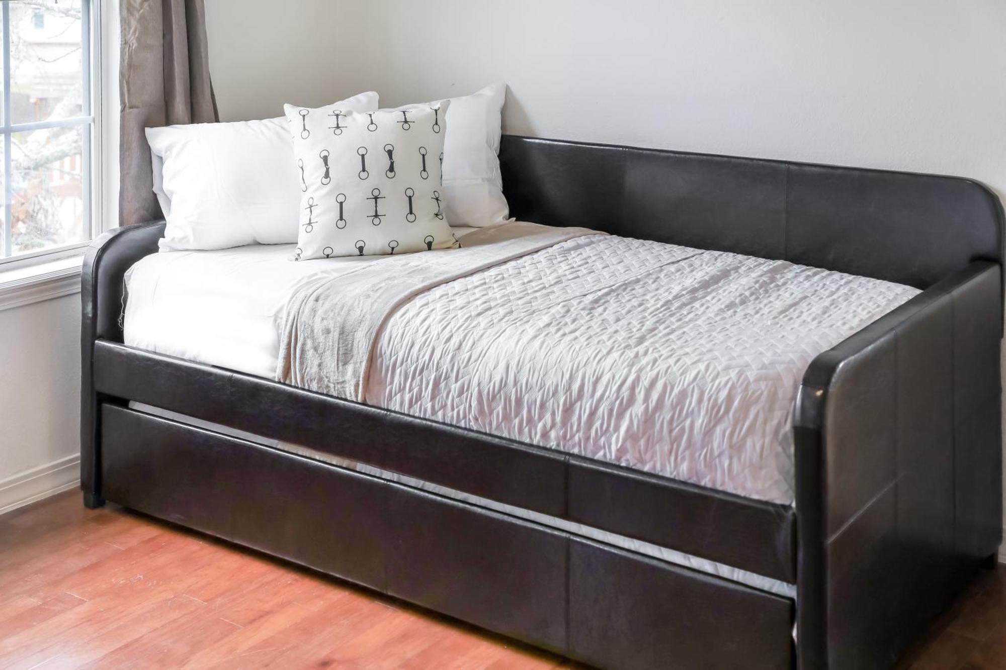 Holiday home Hamilton Carriage House 5br; 3.5ba Sleeps 17!