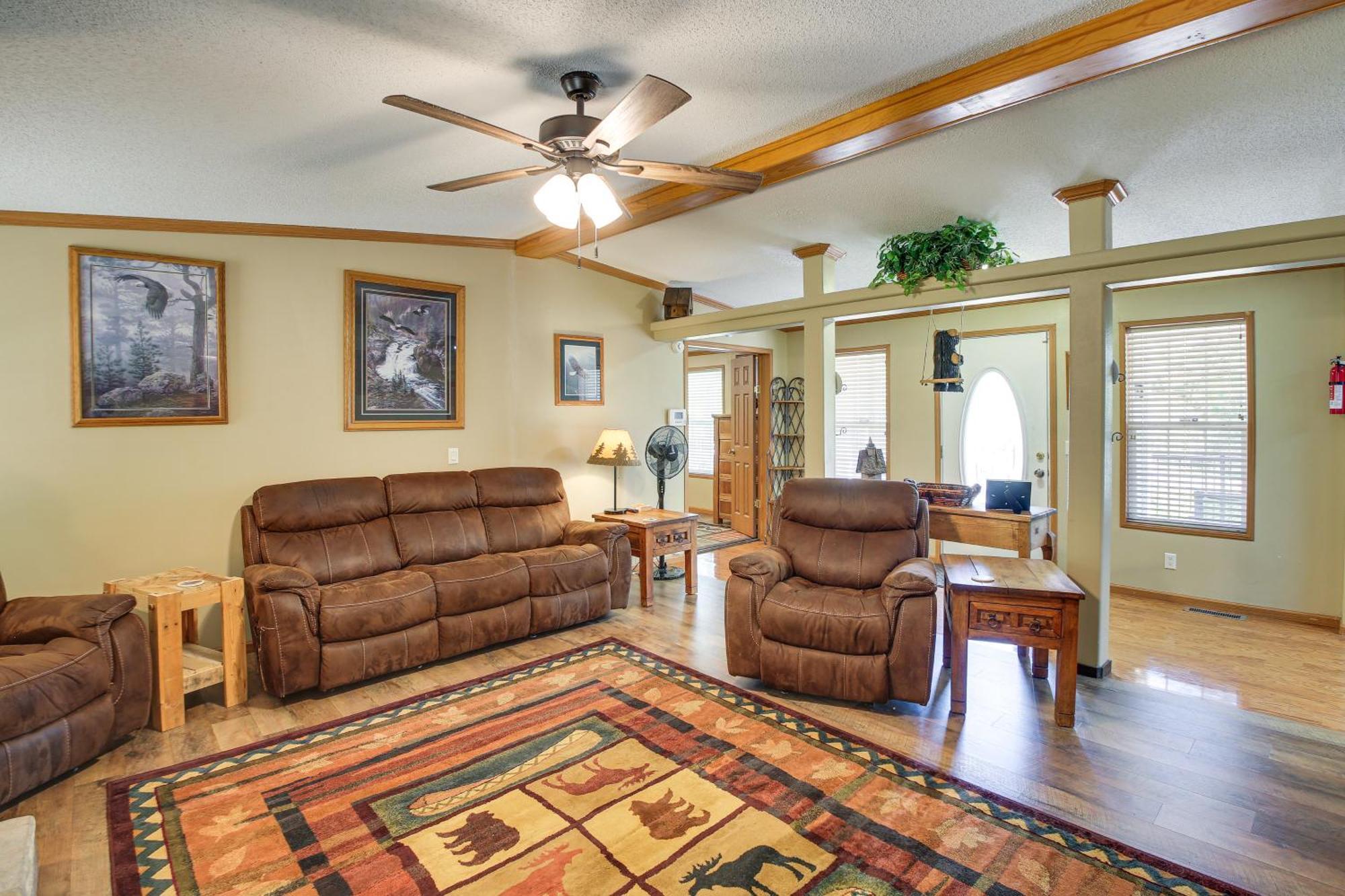 Lakefront Arkansas With Dock And Sunroom * Hot Springs
