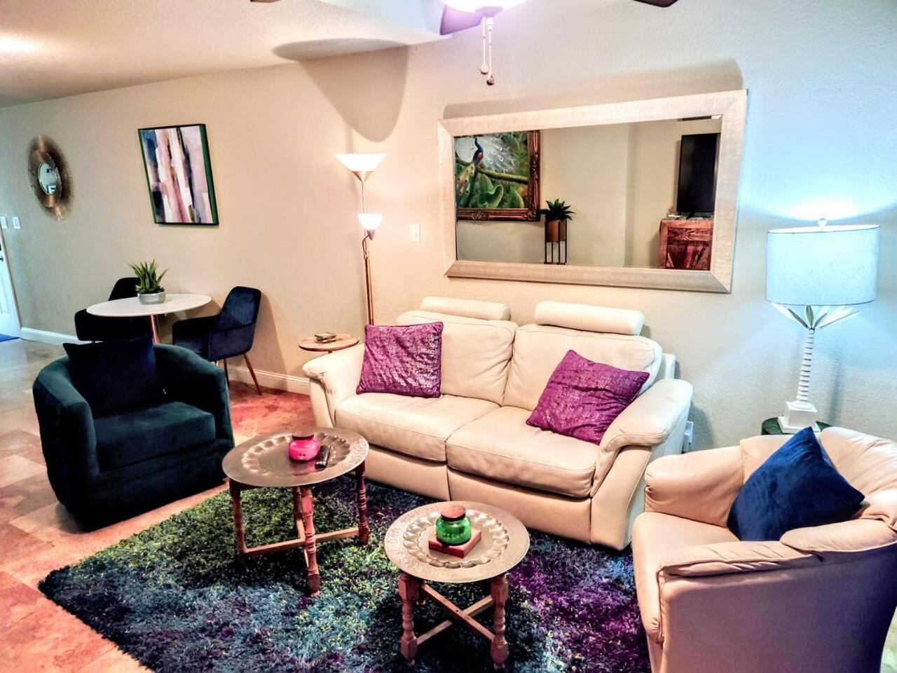 Apartment Paradise *