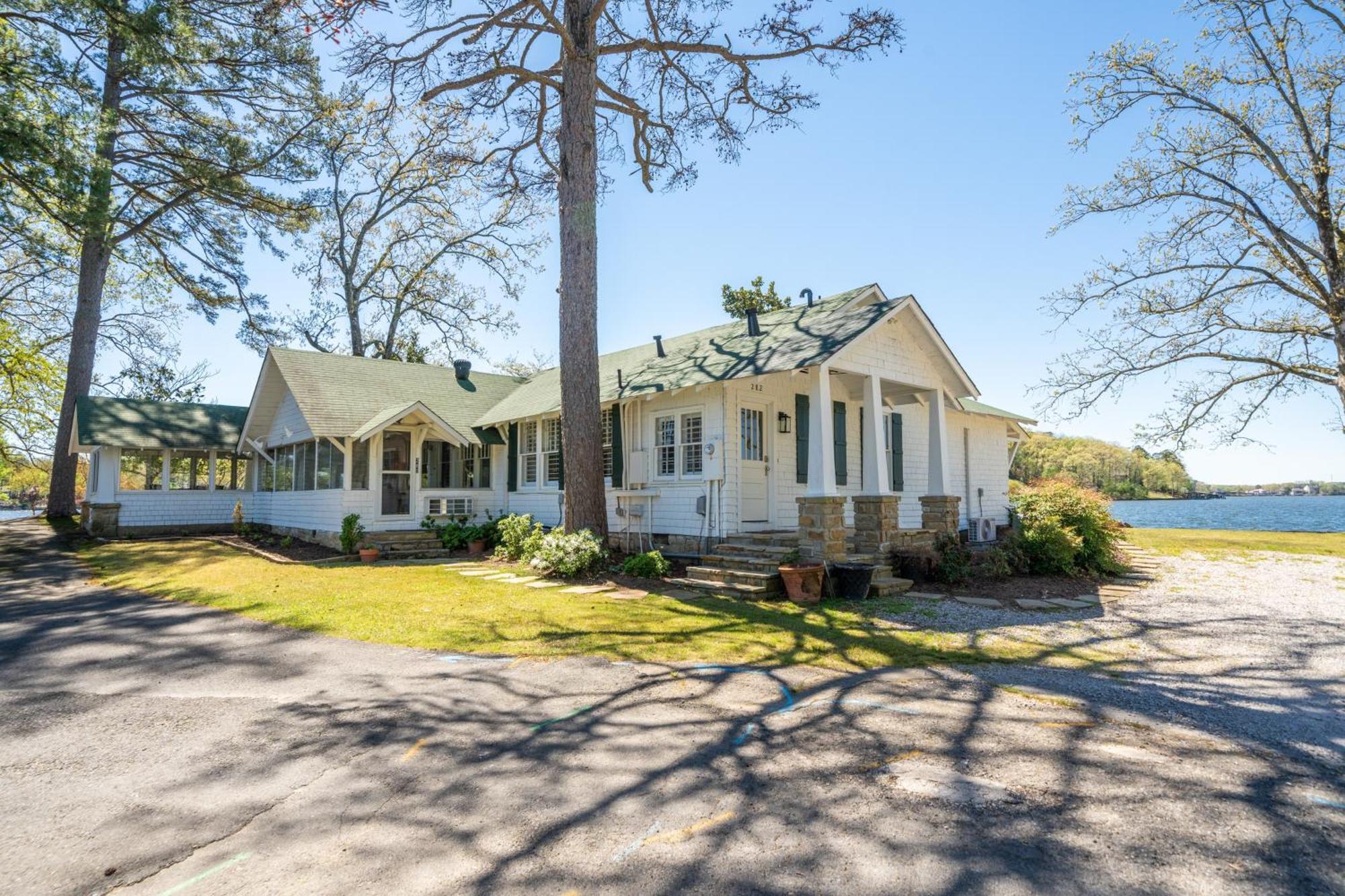 The Magnolia Holiday home