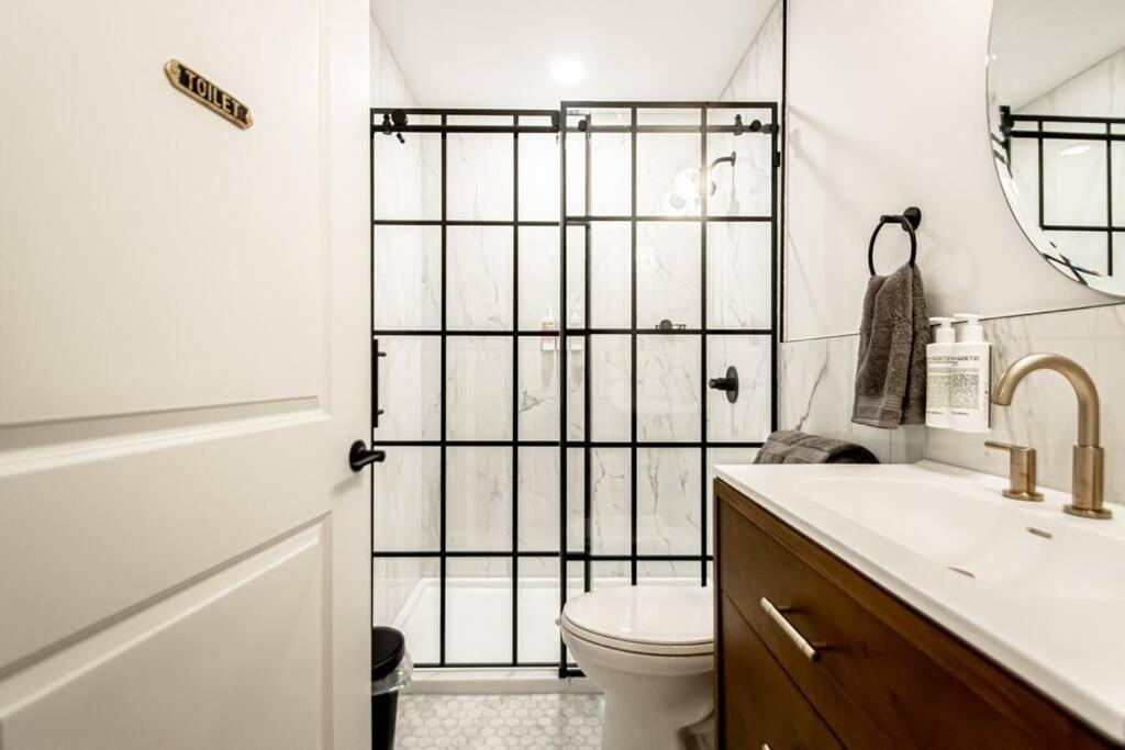Historic Dtwn Studio, Walk To Bathhouses, Shops, # 103