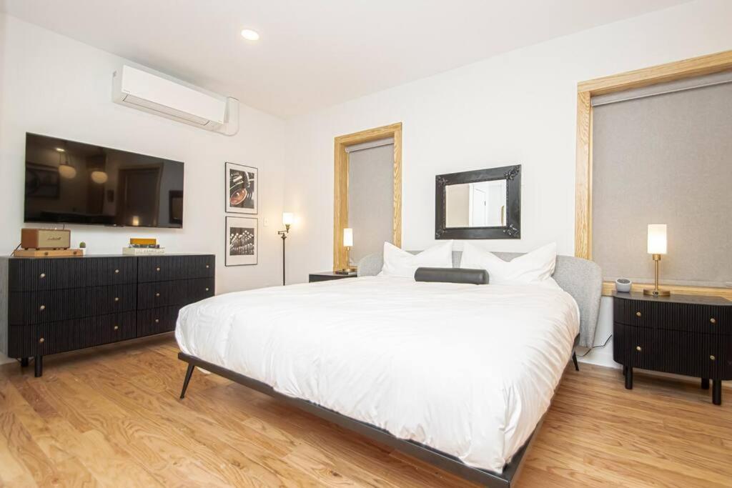 Historic Dtwn Studio, Walk To Bathhouses, Shops, # 103