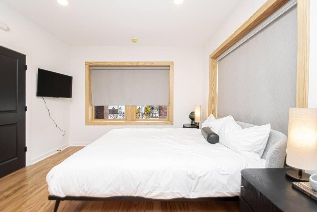 Apartment Steps To Bathhouses, Historic Studio, King Bed, # 101 Hot Springs